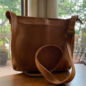 Duluth Trading Crossbody. Unlined Full Grain Tan Leather with zipper 10 x 10 x 2